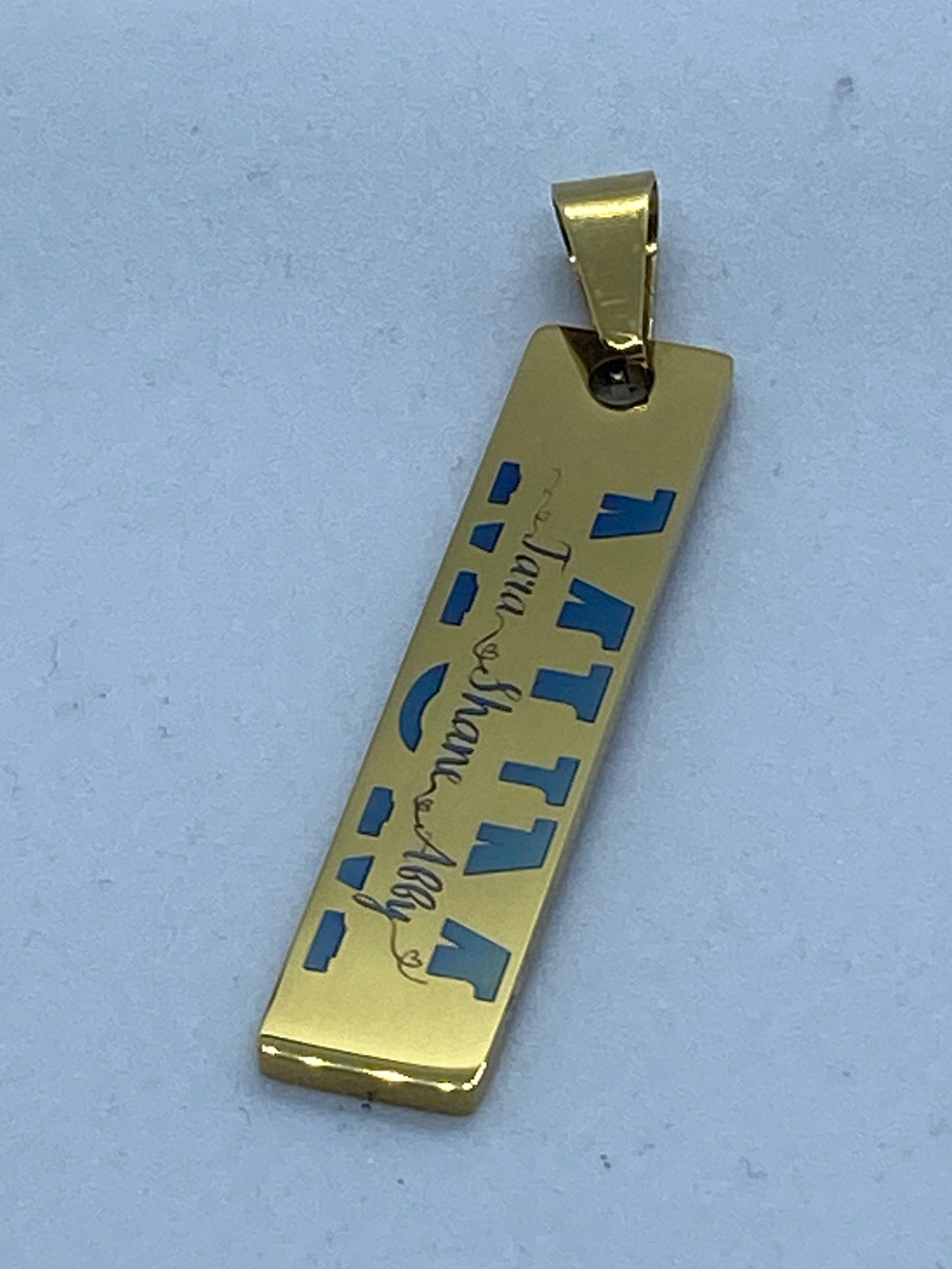 Custom Names Mum Monogram Pendant