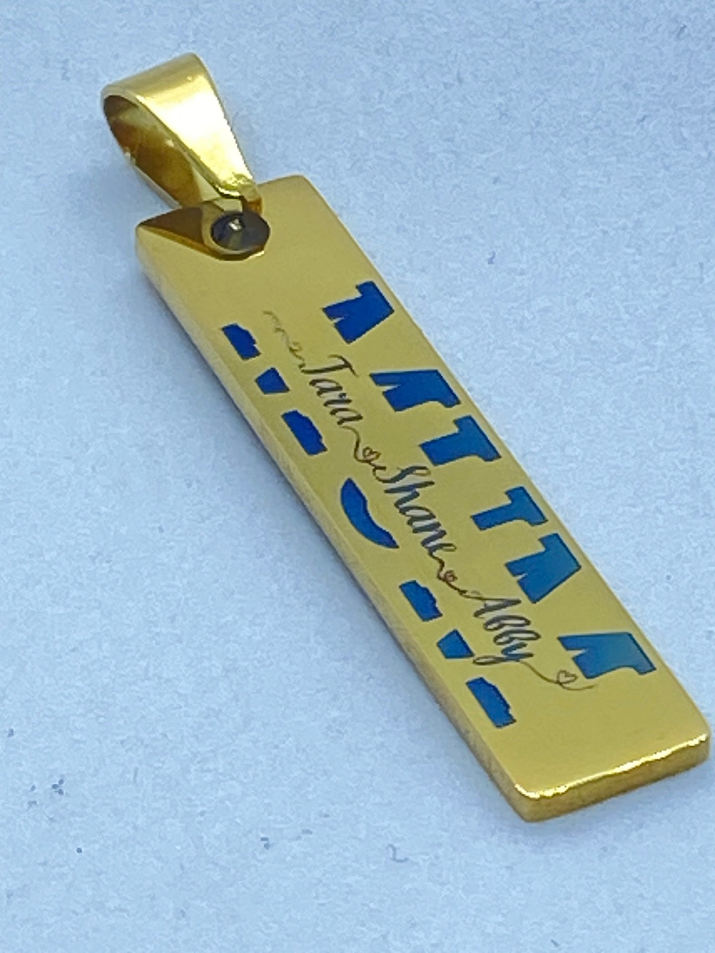 Custom Names Mum Monogram Pendant