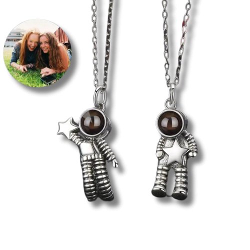 Astronaut Photo Projection Necklace SetNecklace