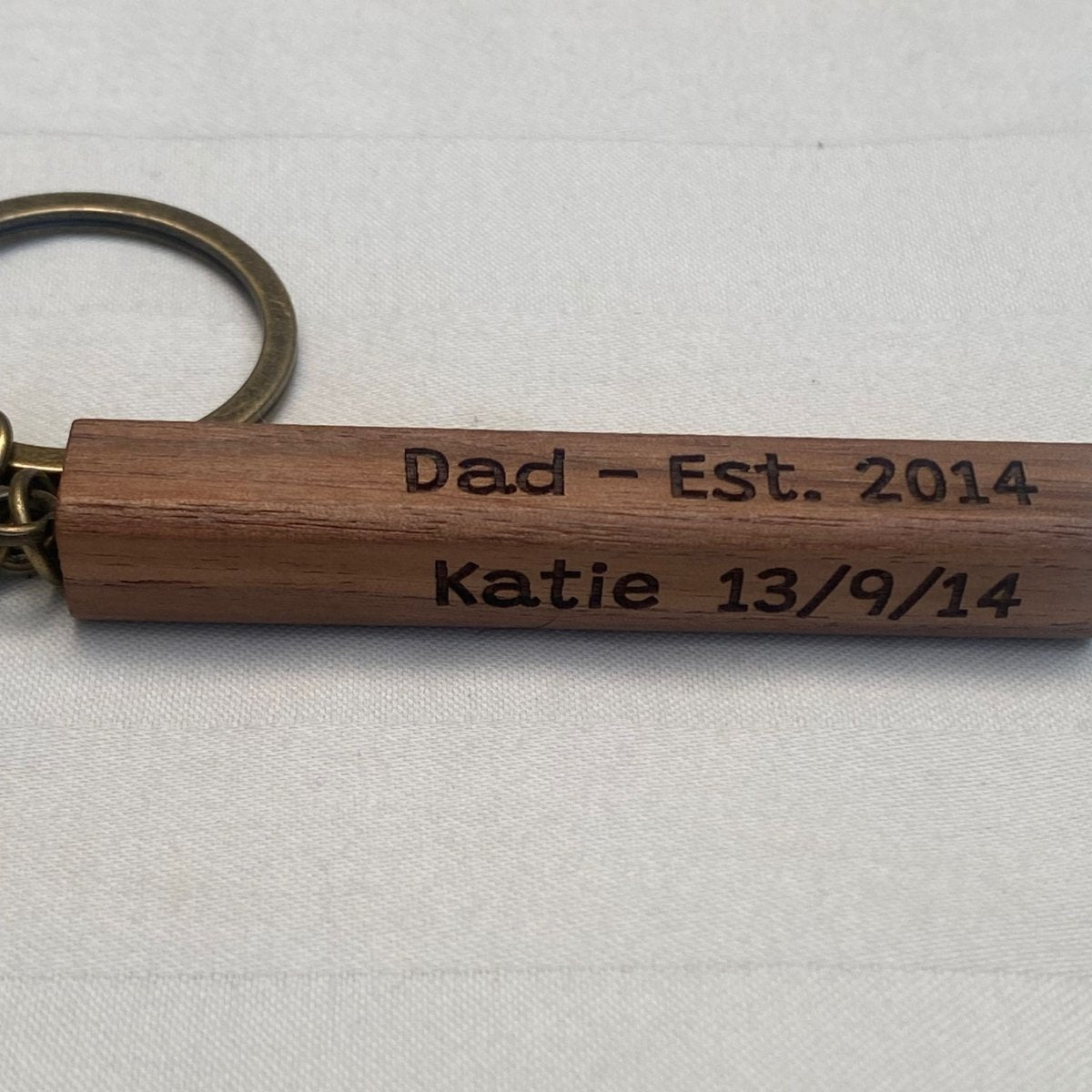 Personalised Wooden Bar Keyring for Dad - Keychain Personalisr Au