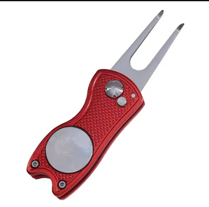 Flick Golf Divot Tool with Engraved Ball Marker