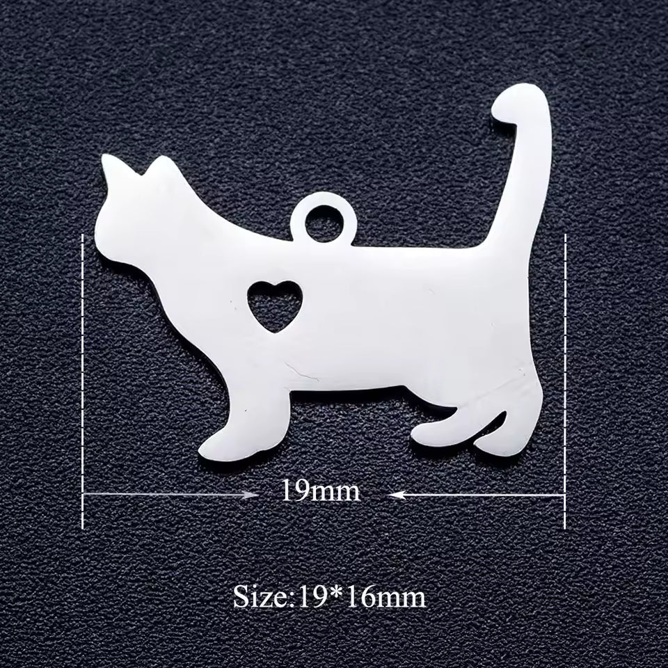 Munchkin Cat Heart Charm