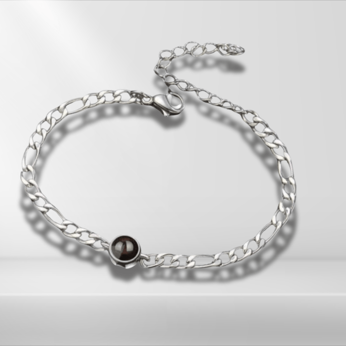 Silver Figaro chain photo Projection bracelet 